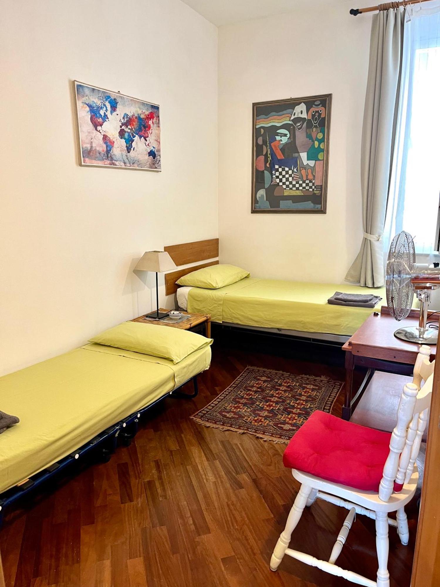 Casa Vacanze Seahorse Salerno Bagian luar foto