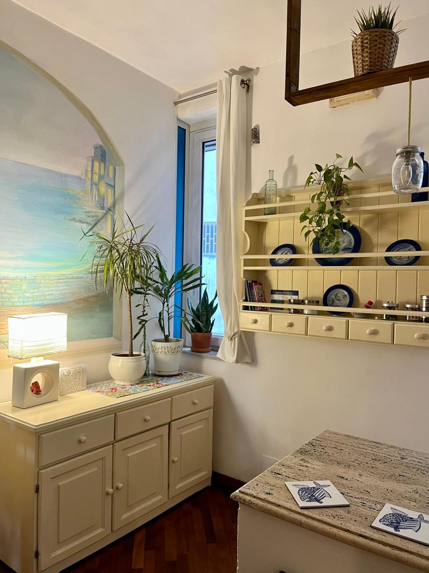 Casa Vacanze Seahorse Salerno Bagian luar foto