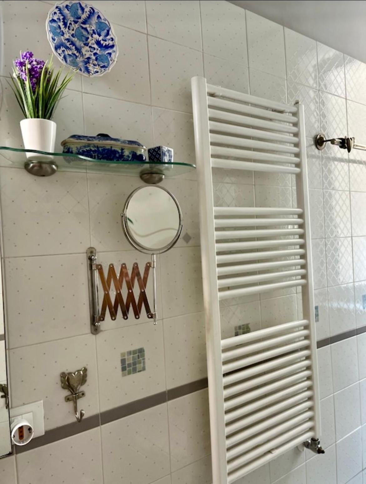 Casa Vacanze Seahorse Salerno Bagian luar foto