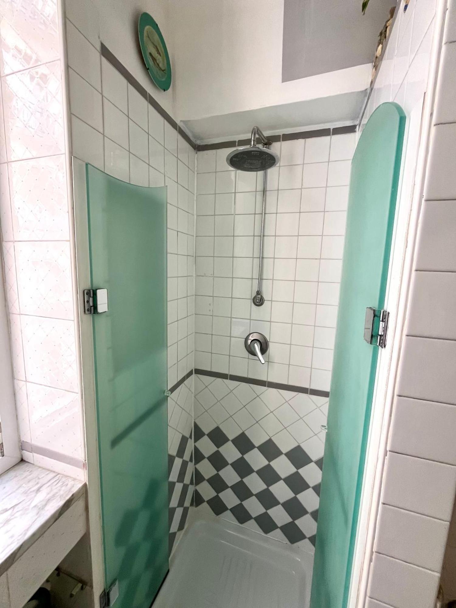 Casa Vacanze Seahorse Salerno Bagian luar foto